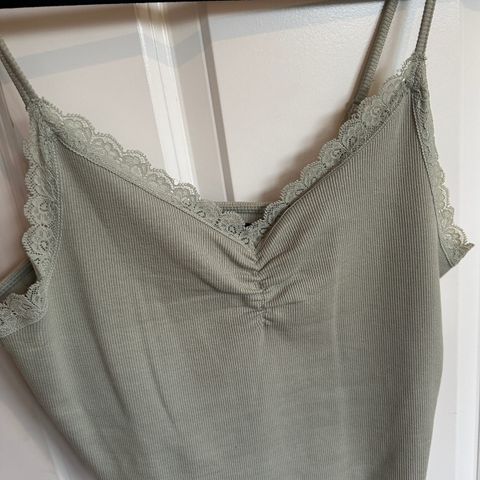 Bikbok singlet