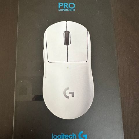 Logitech - Pro Superlight