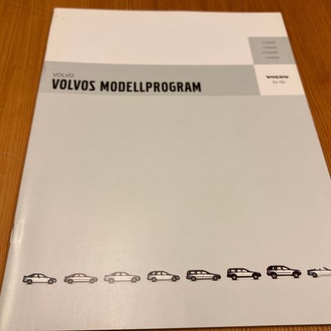 BILBROSJYRE - VOLVOS MODELLPROGRAM - 2004