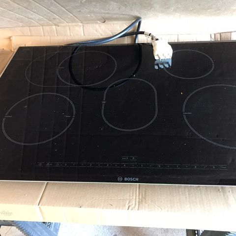 Bosch Induksjonstopp 80 cm