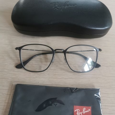 Ray Ban innfatninger