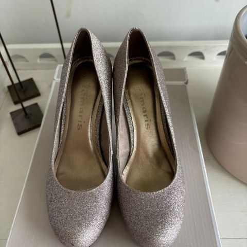 Klassisk pumps (Tamaria)