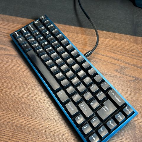 Custom 65% Gaming Tastatur