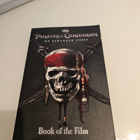 Pirates of the Caribbean. Book of the film.