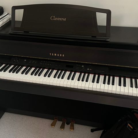 Yamaha Clavinova CLP880