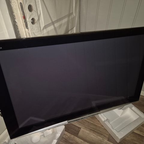 Panasonic  TH50PZ800E plasma