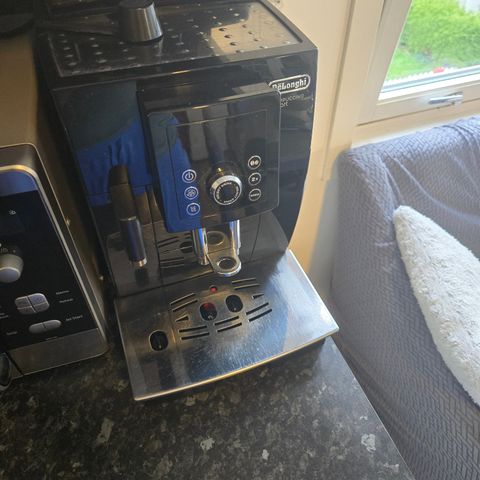 Kaffemaskin DeLonghi Cappuccino Smart