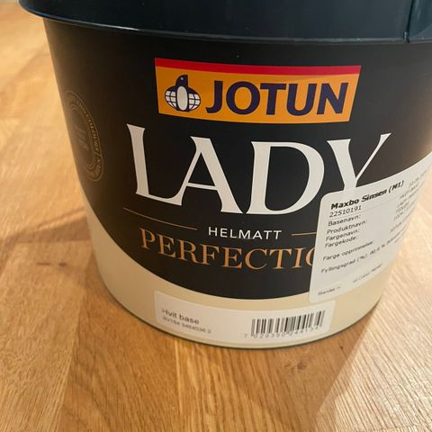 Lady perfection - Tidløs