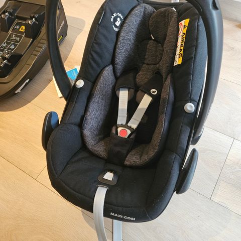 Maxi-cosi pebble pro i-Size bilsete med base 0-12kg