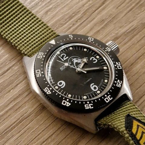 Vostok Amphibian 670919 (no date Scuba dude) MOD