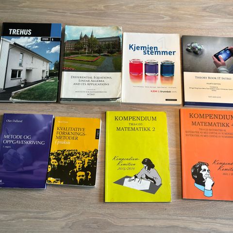 Pensumbøker/Faglitteratur