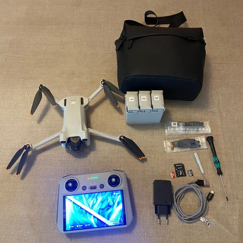 DJI mini 3 pro fly more