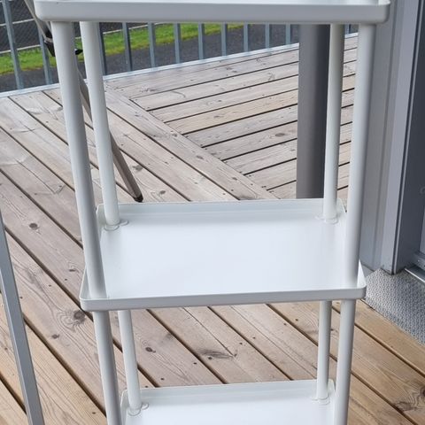 Ikea Dynan metal hylle