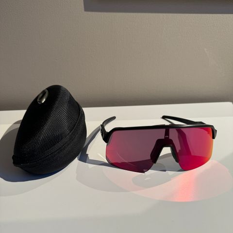 Pent brukt -  Oakley Sutro Lite Prizm Briller - Matte Black/Prizm Road