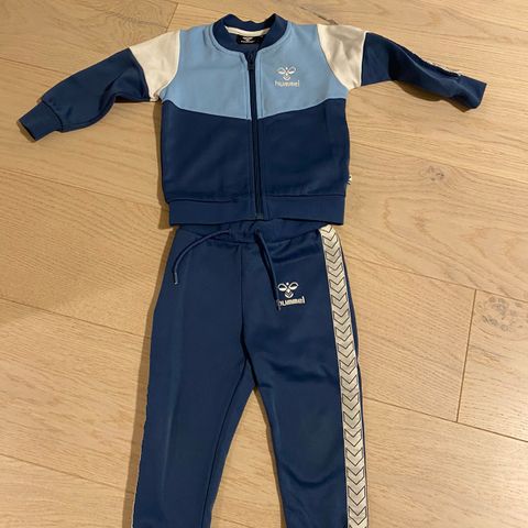 Hummel Tracksuit i 86