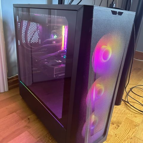 Gaming PC | 4060, i5 12400f, 16gb ram, 1tb ssd