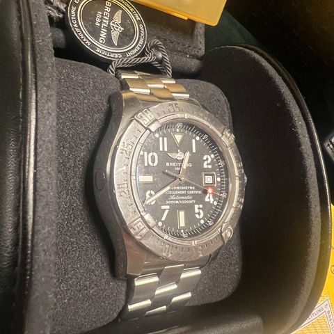 Breitling Avenger Seawolf