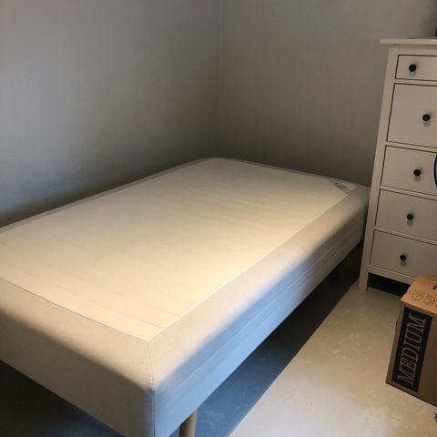 IKEA Sultan Singås. God og myk rammemadrass 120cm.