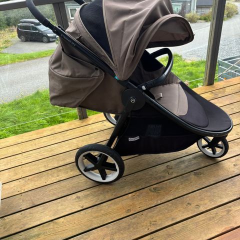 Cybex Eternis M3 barnevogn