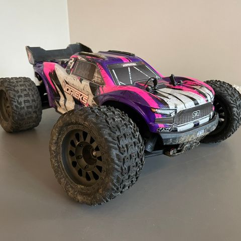 ARRMA Vorteks 4x4 3S BLX brushless m. Batteri og lader!!