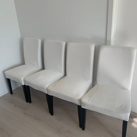 4 IKEA Bergmund kjøkkenstoler