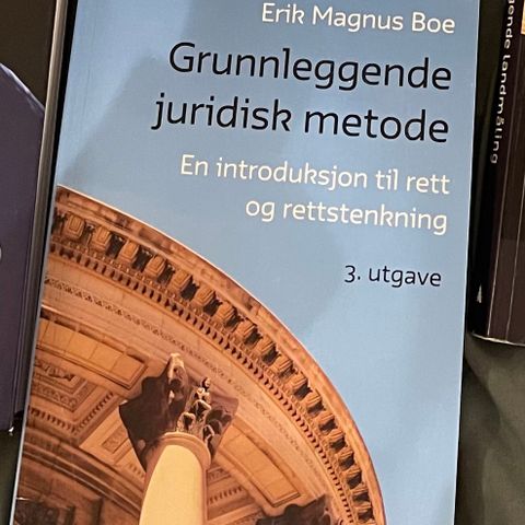 Grunnleggende juridisk metode