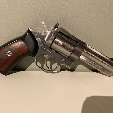 Ruger GP 100 CAL 38/357 MAG