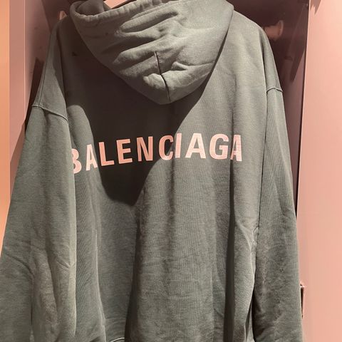 Designer-gensere til salgs: Palm Angels, Balenciaga, Drole (L)