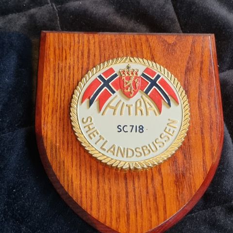 Crest fra KNM Hitra