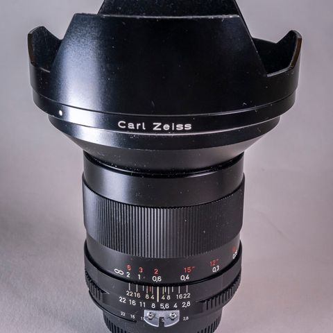 Carl Zeiss Distagon 21mm f2.8 ZF T* objektiv til Nikon