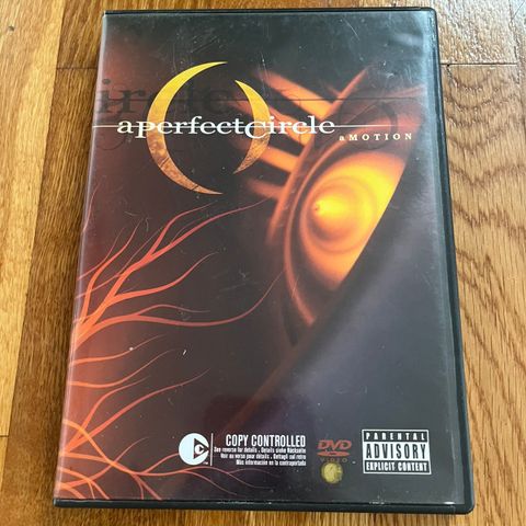 2 disc; a Motion , remixed A perfect circle