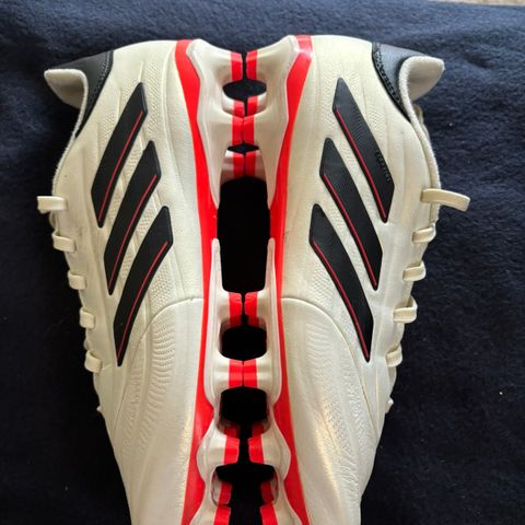 Adidas predator pro FG fotballsko str.40