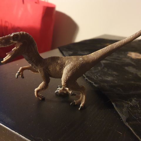 Velociraptor figur