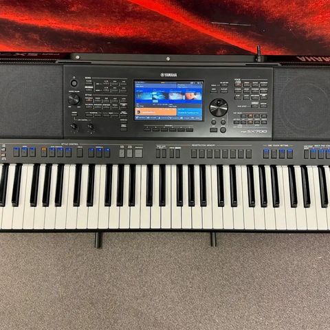 Yamaha PSR-SX700