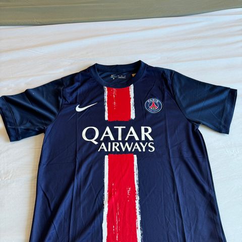 PSG fotballdrakt