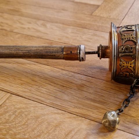 Autentisk Buddhist Prayer Wheel fra Nepal