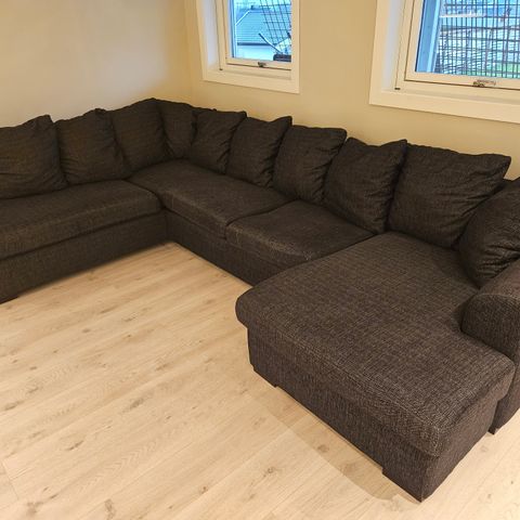 Stor hjørnesofa selges