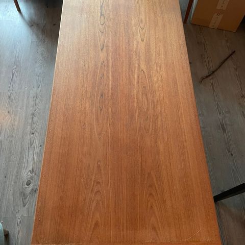 Teak salongbord