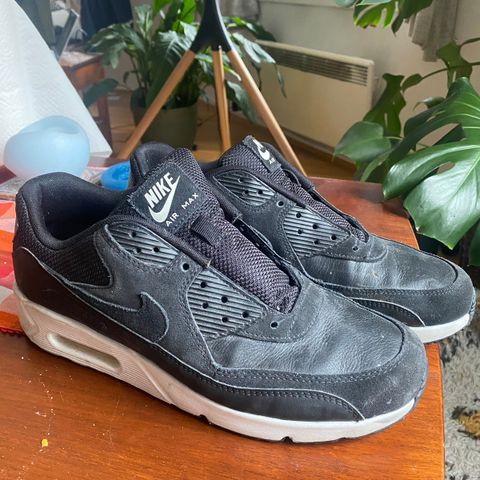 Nike Air Max  strl 44,5