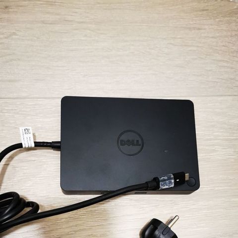 DELL WD15 Docking station USB-C