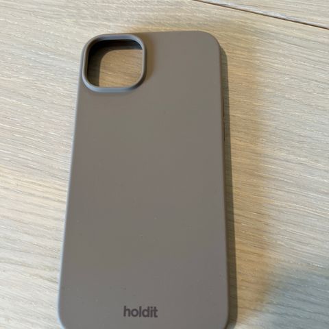 iPhone 15+ holdit mobildekselet