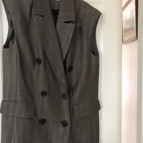 Malene Birger vest str 40-42(38)