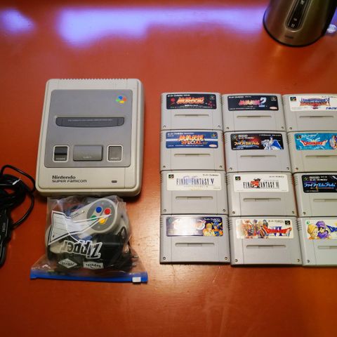 Super Famicom (SNES) + Spill