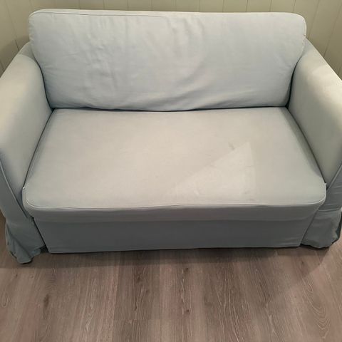 Lite sovesofa fra Ikea