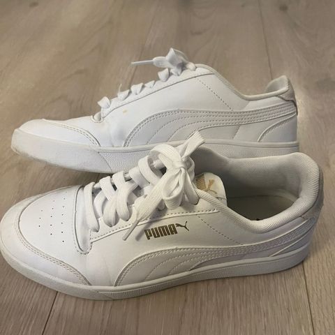 Puma sneakers i str 40