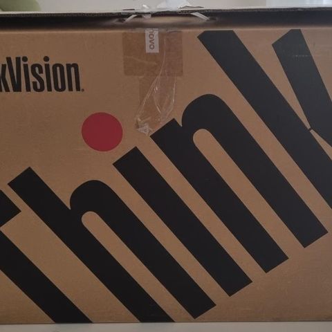 Thinkvision Skjerm 23,8 tommers