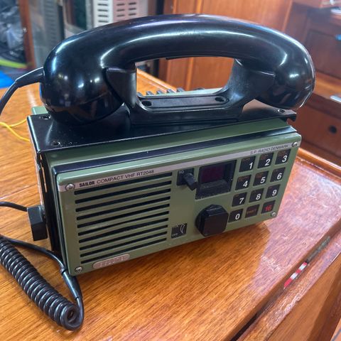 Sailor compact vhf RT2048