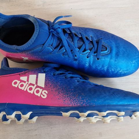 Fotballsko Adidas str 38 2/3