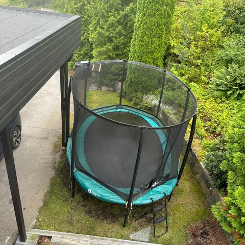 TRAMPOLINE EXPLORER OVAL 500 PETROL + SIKKERHETSNETT + STIGE + FORANKRINGSSETT