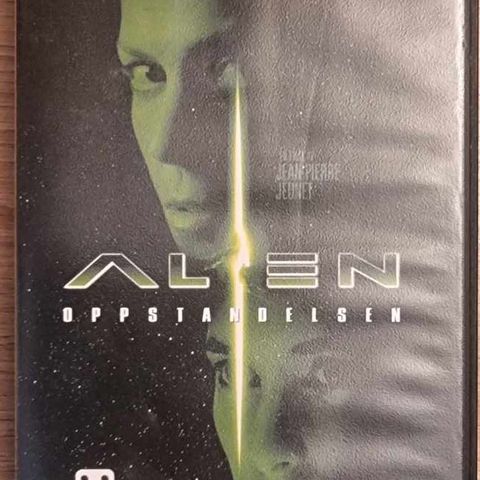 "Alien Oppstandelsen" VHS